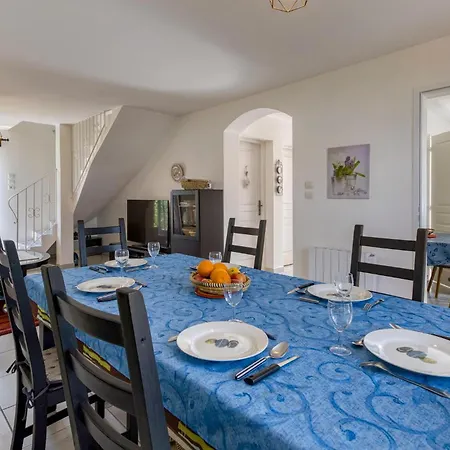 3 Bedroom In Ferienhaus Saint-Georges-d'Oleron