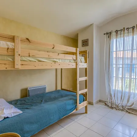 3 Bedroom In * סן-ג'ורג'-דולרו