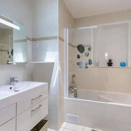 In בית נופש סן-ג'ורג'-דולרו